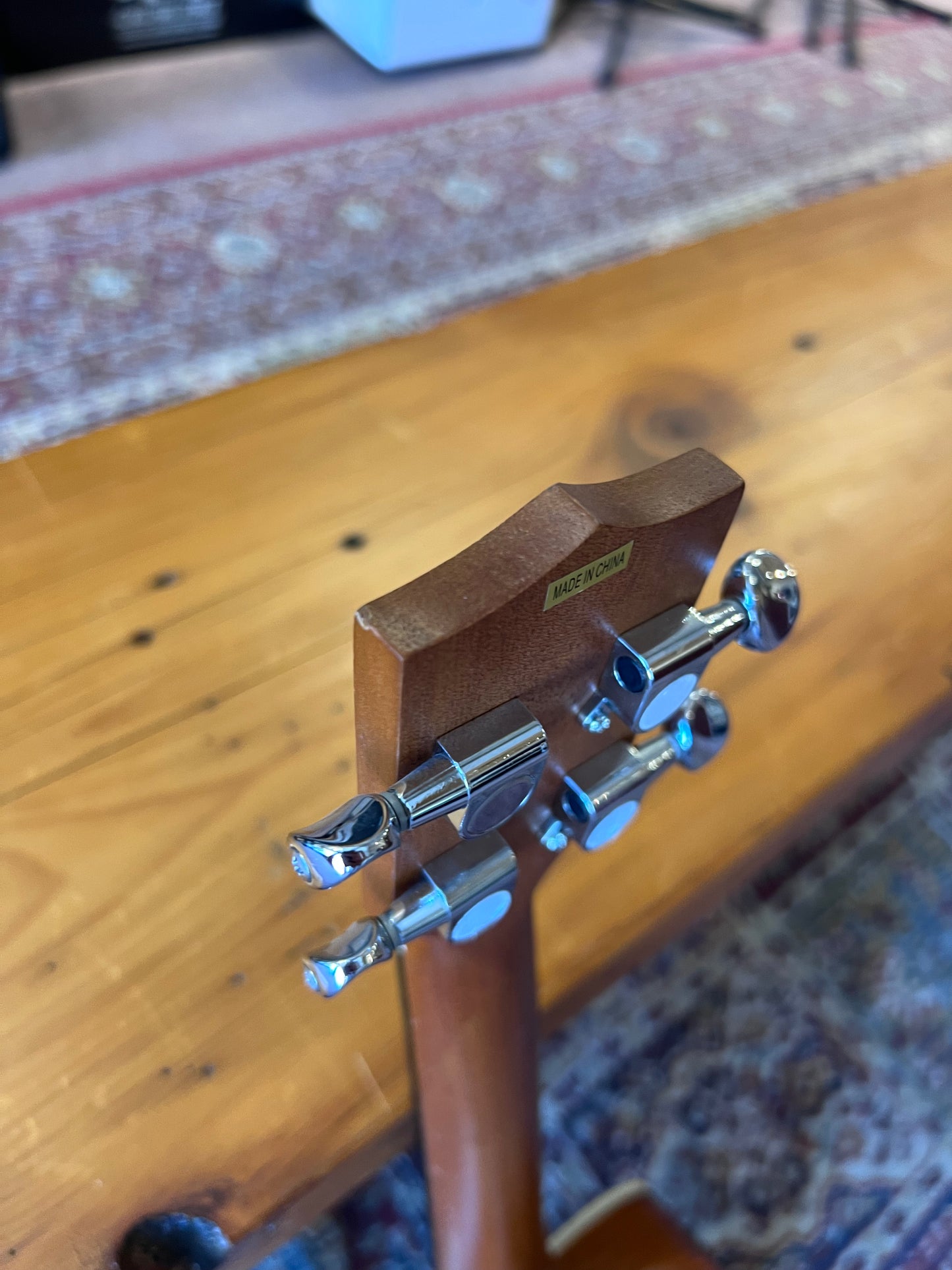 Kala Satin Mahogany Tenor w/EQ Ukulele B-STOCK