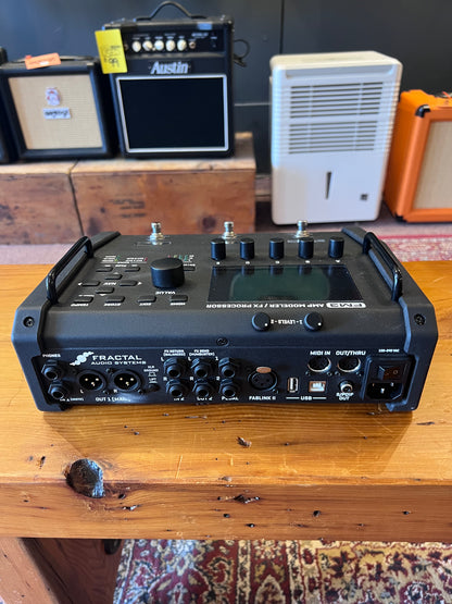 Fractal FM3 Amp and Effects Modeler (1st Gen) USED