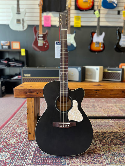 Art & Lutherie Legacy Faded Black CW Acoustic Guitar with Fishman Presys II