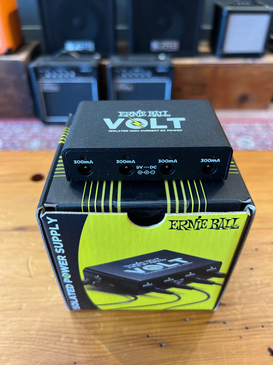Ernie Ball Volt Multi Isolated Power Supply for 4  Effects Pedals USED
