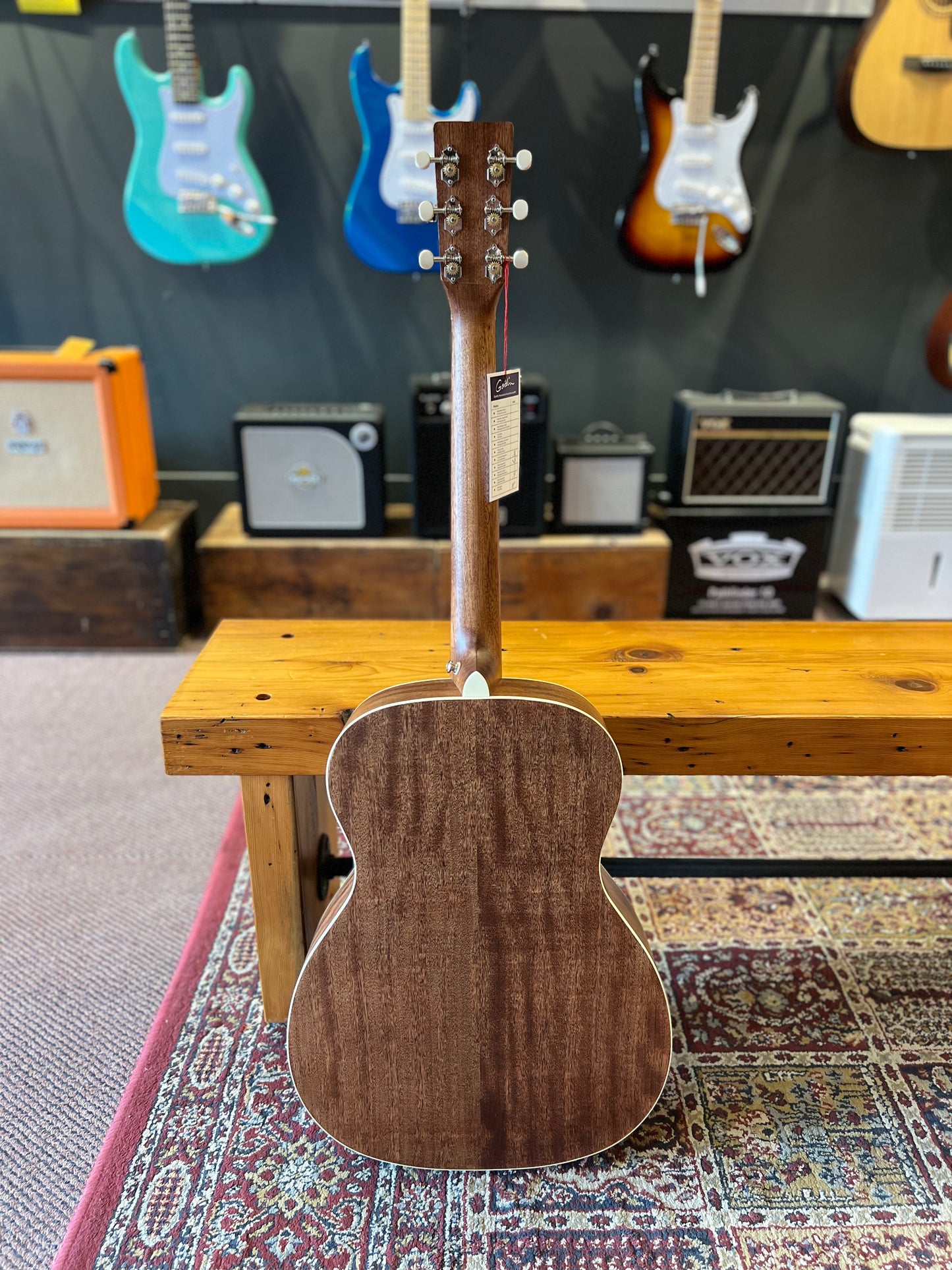 Art & Lutherie Legacy Acoustic Guitar Natural EQ