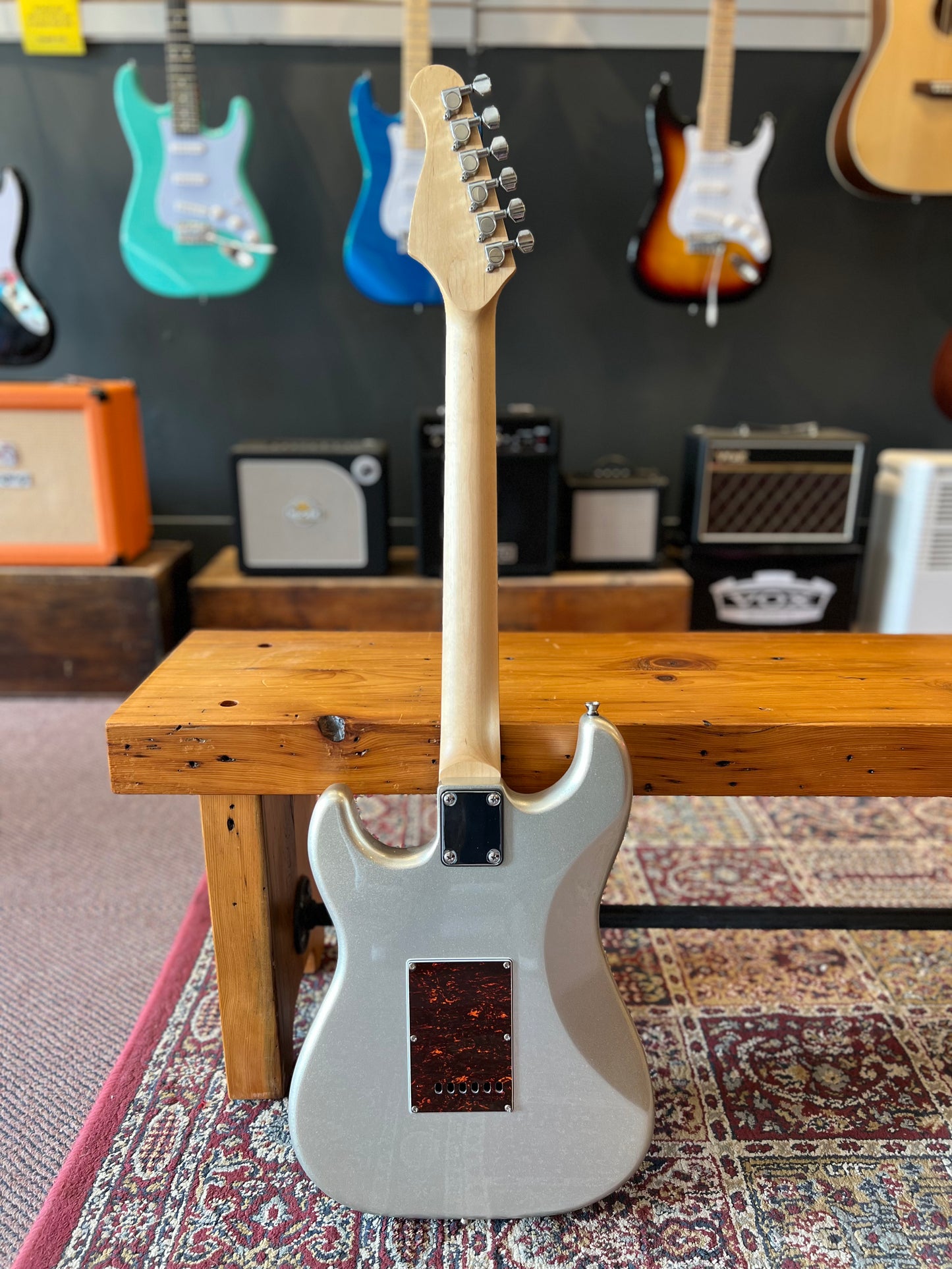 Groove Strat Style Electric Guitar Silver Metalic