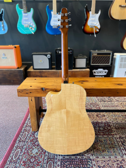 Seagull Performer Maple Cutaway Acoustic Guitar with pickup USED