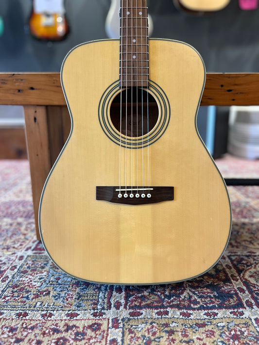 Cort Earth Acoustic Guitar USED