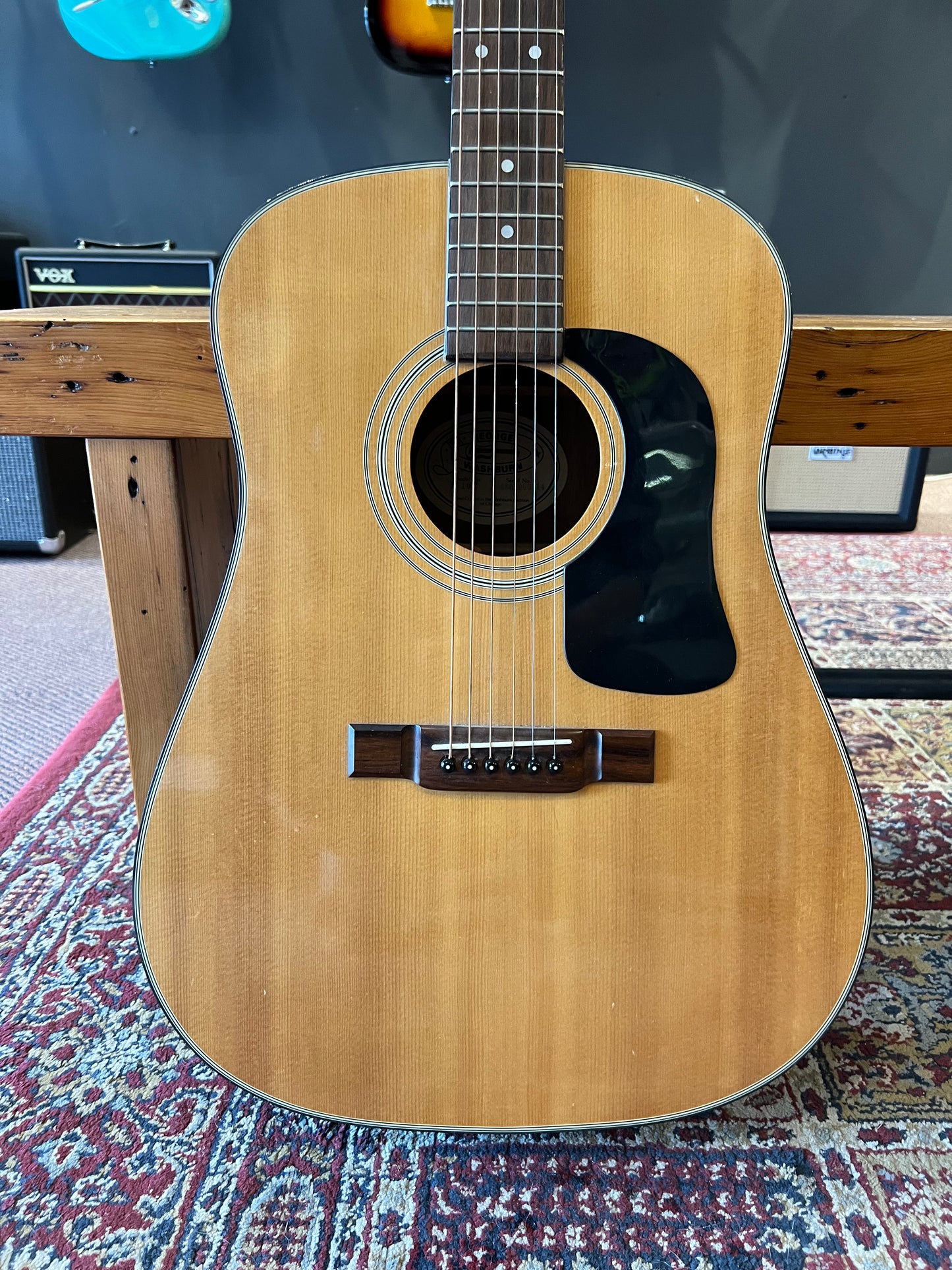 Washburn Acoustic Guitar USED