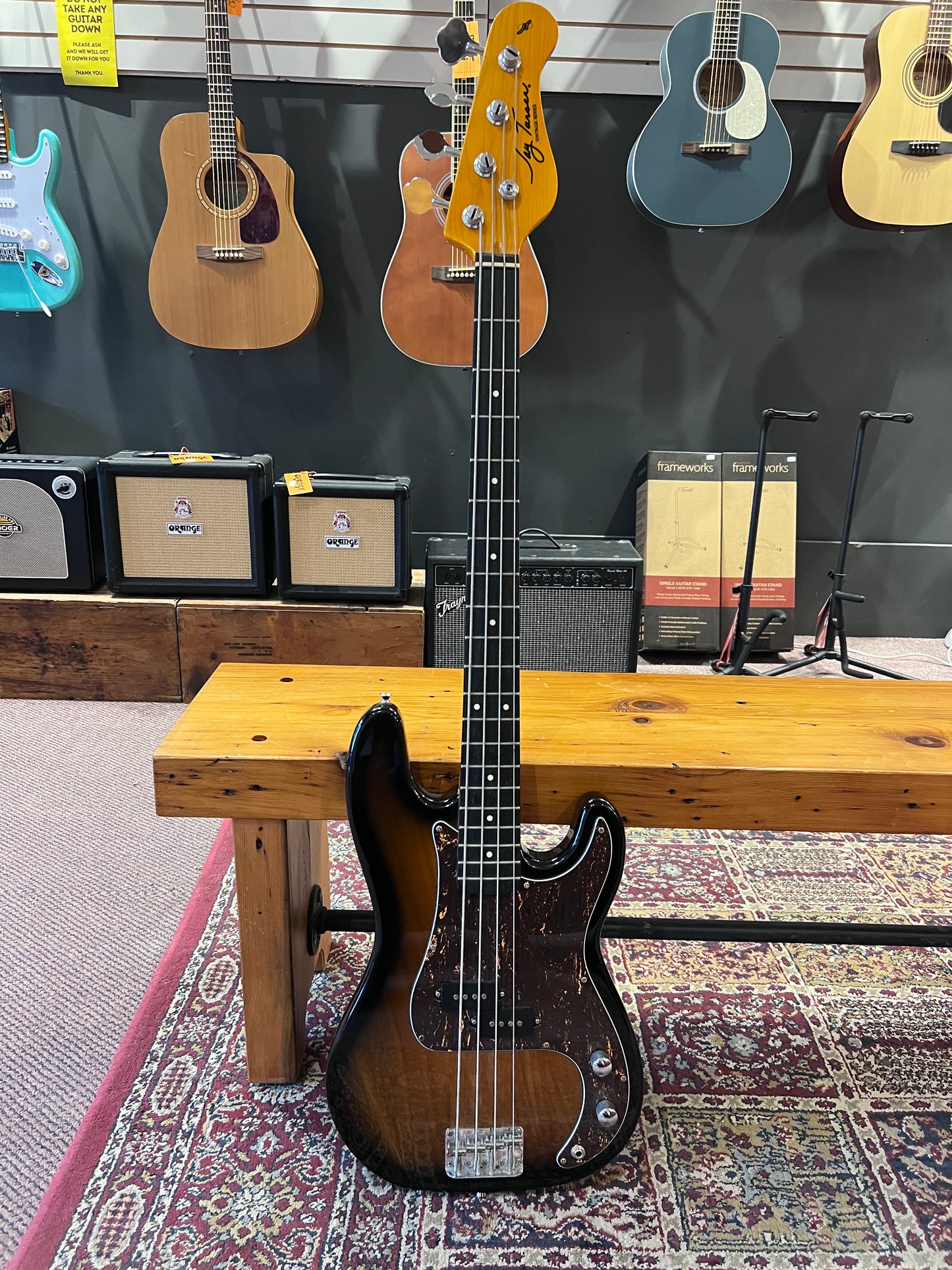 Jay Turser P-Bass Guitar Sunburst USED