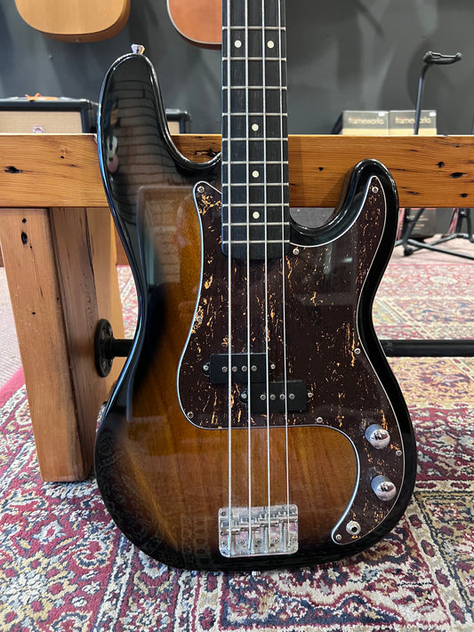 Jay Turser P-Bass Guitar Sunburst USED