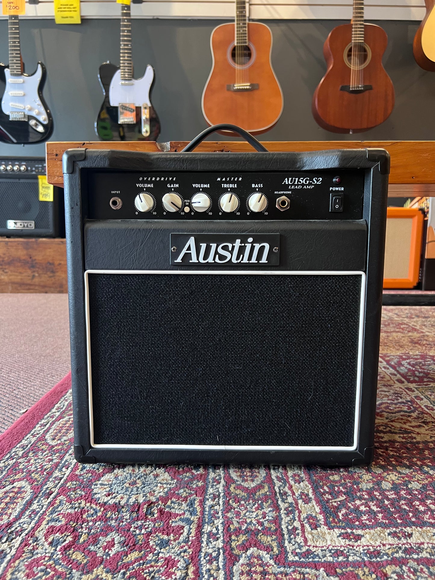 Austin 15 Watt Guitar Amplifier USED