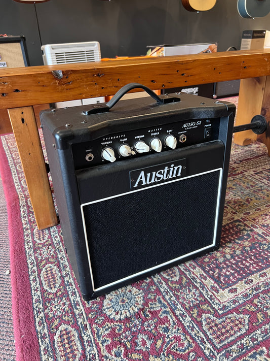 Austin 15 Watt Guitar Amplifier USED