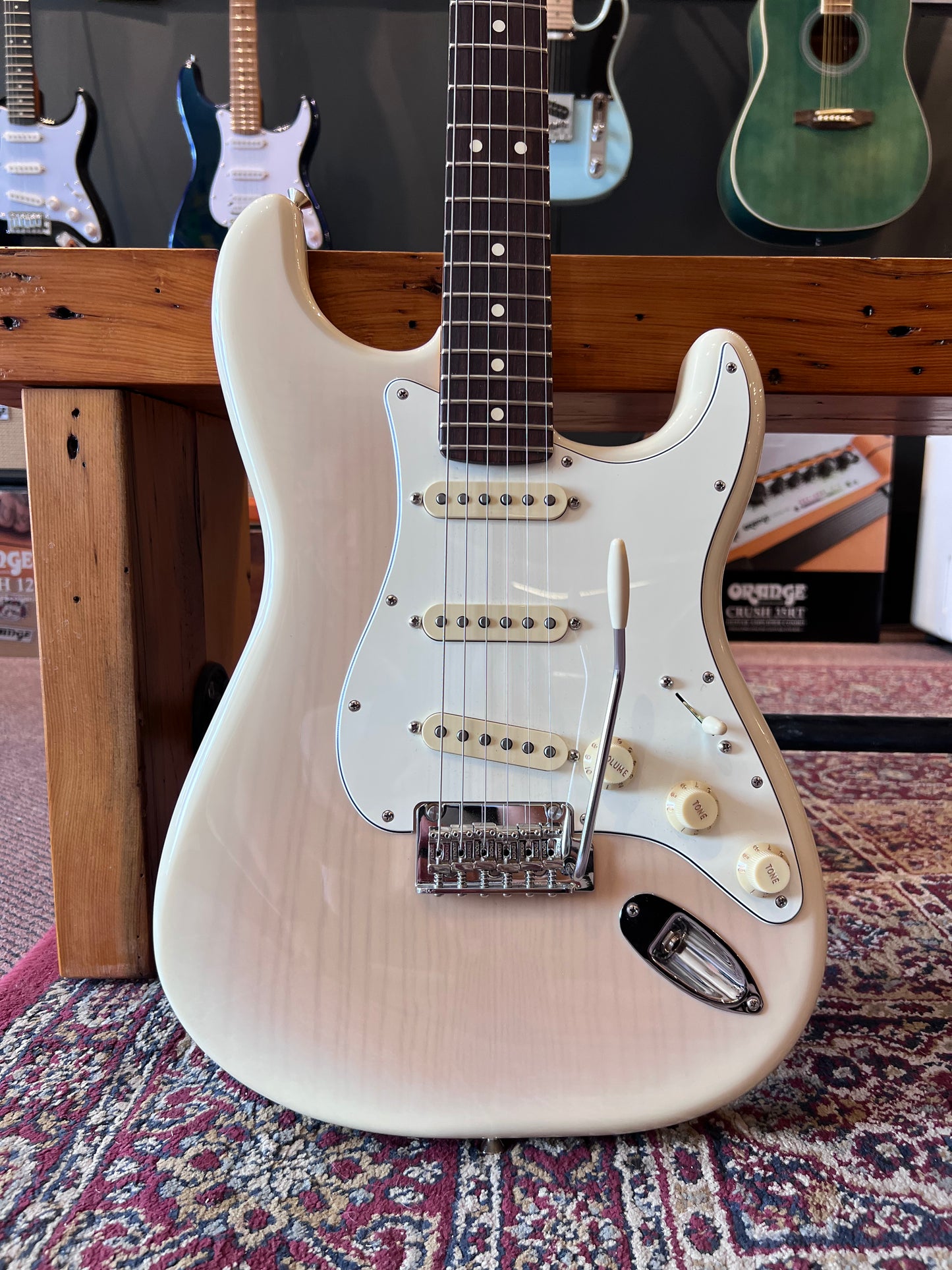 2024 Fender Player II 70th Anniversary Stratocaster White Blonde USED