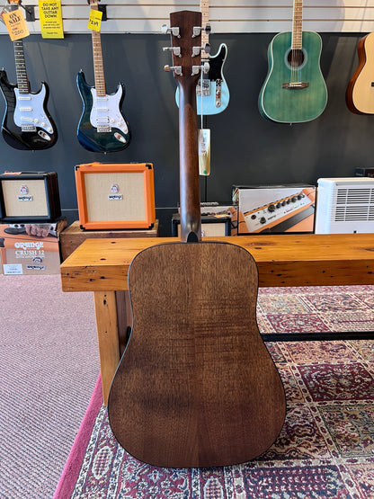 Cort Standard Series Spruce Top Acoustic Guitar, Satin Sunburst