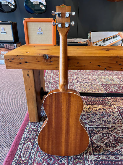 Kala Satin Mahogany Tenor w/EQ Ukulele B-STOCK