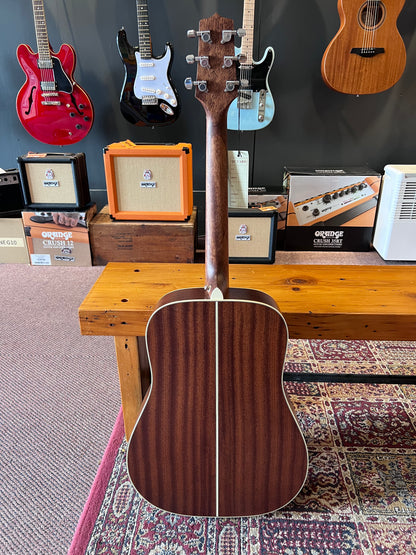 Takamine Dreadnought Acoustic Guitar, Natural B-STOCK