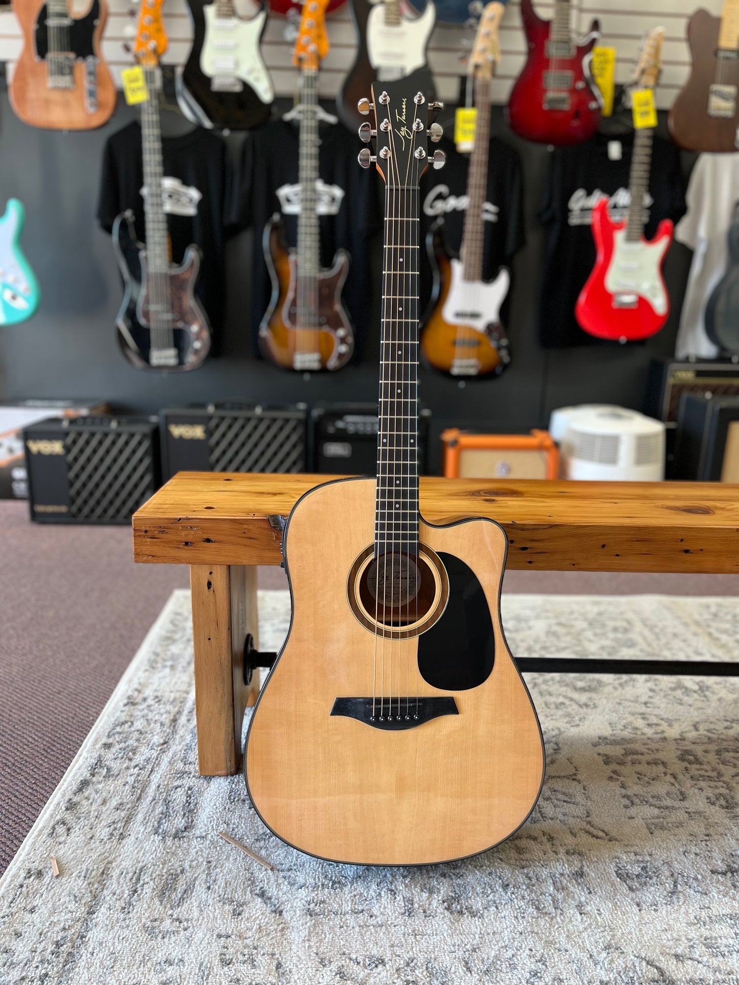 Jay Turser Dreadnought Cutaway Acoustic Guitar with EQ, Natural